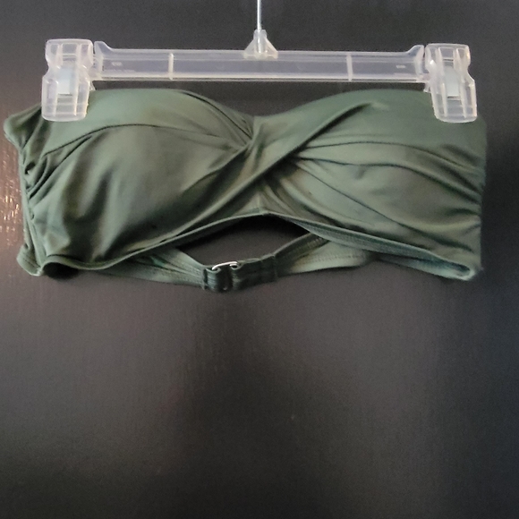Other - Strapless Swim Top, Shell style cup, Green, Size Small/Medium